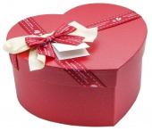 Подарочная коробка в виде сердца, красная